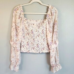 Wild Fable Floral Cream Cropped Top With Flowy, Ruffled Sleeves. Large